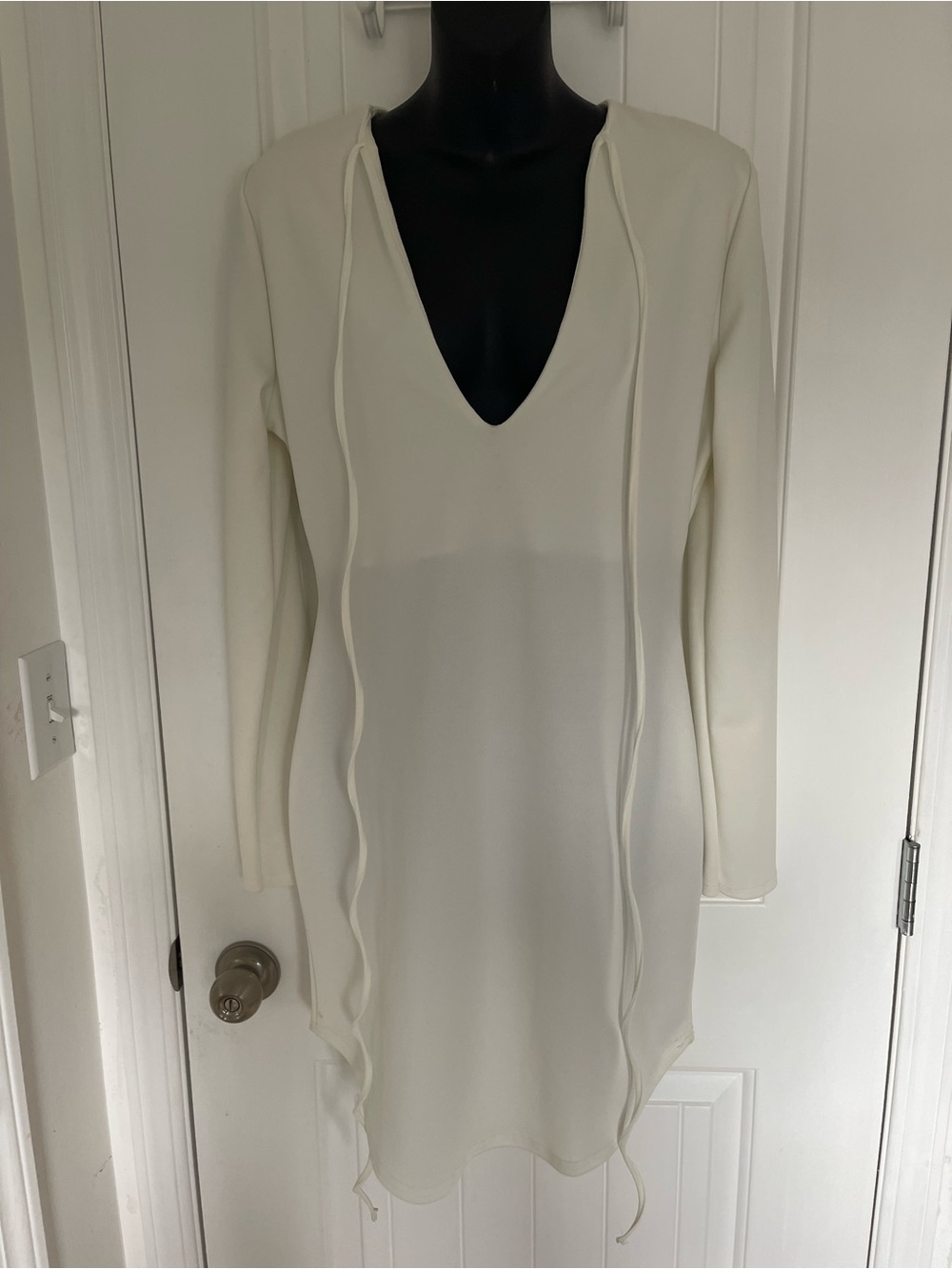 Missguided Cream Long Sleeve V-Neck Tie-Front Dress